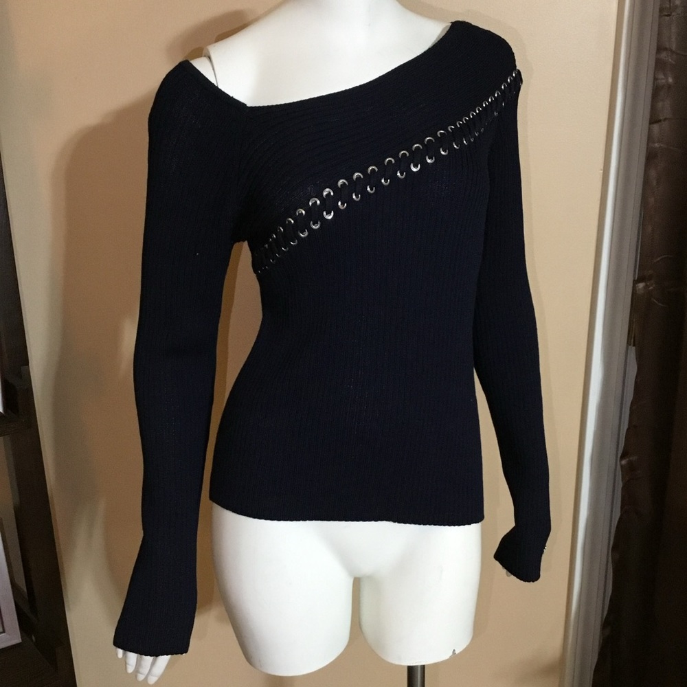 St John sport top